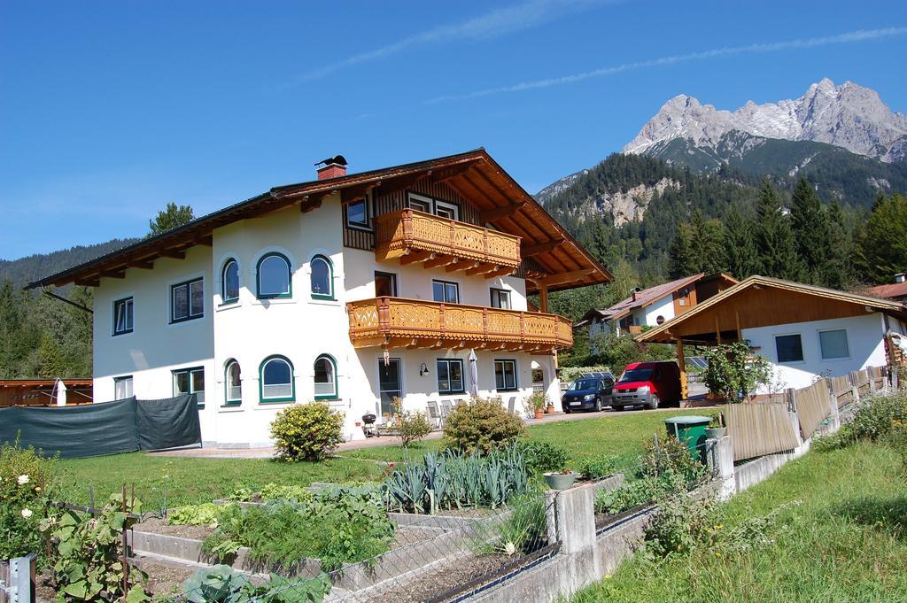 Landhaus Brugger Apartment Saalfelden Ngoại thất bức ảnh