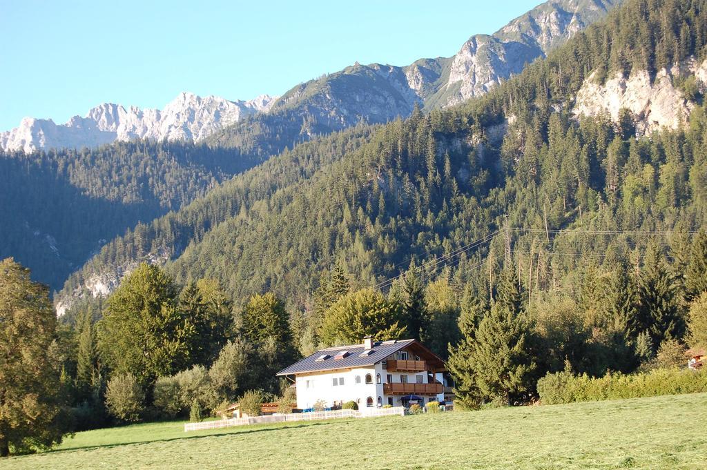 Landhaus Brugger Apartment Saalfelden Phòng bức ảnh