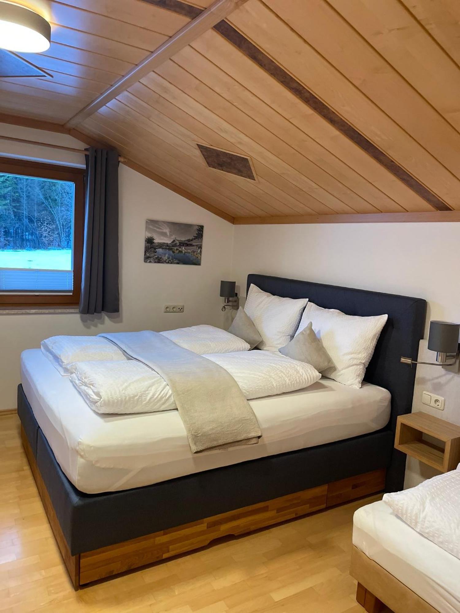 Landhaus Brugger Apartment Saalfelden Ngoại thất bức ảnh